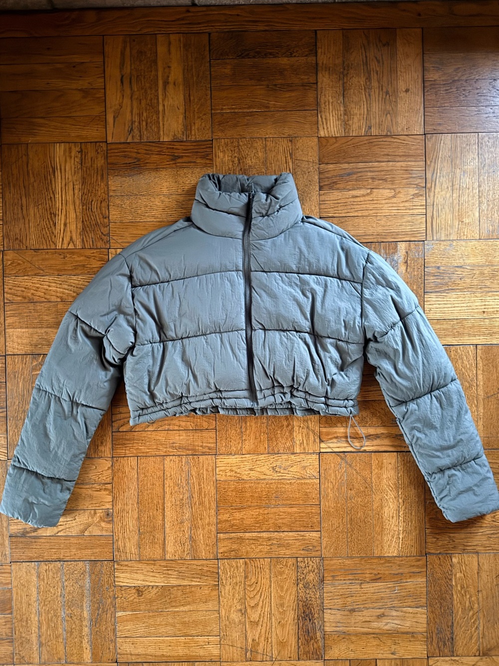 Women's Cropped Puffer Jacket - olive green